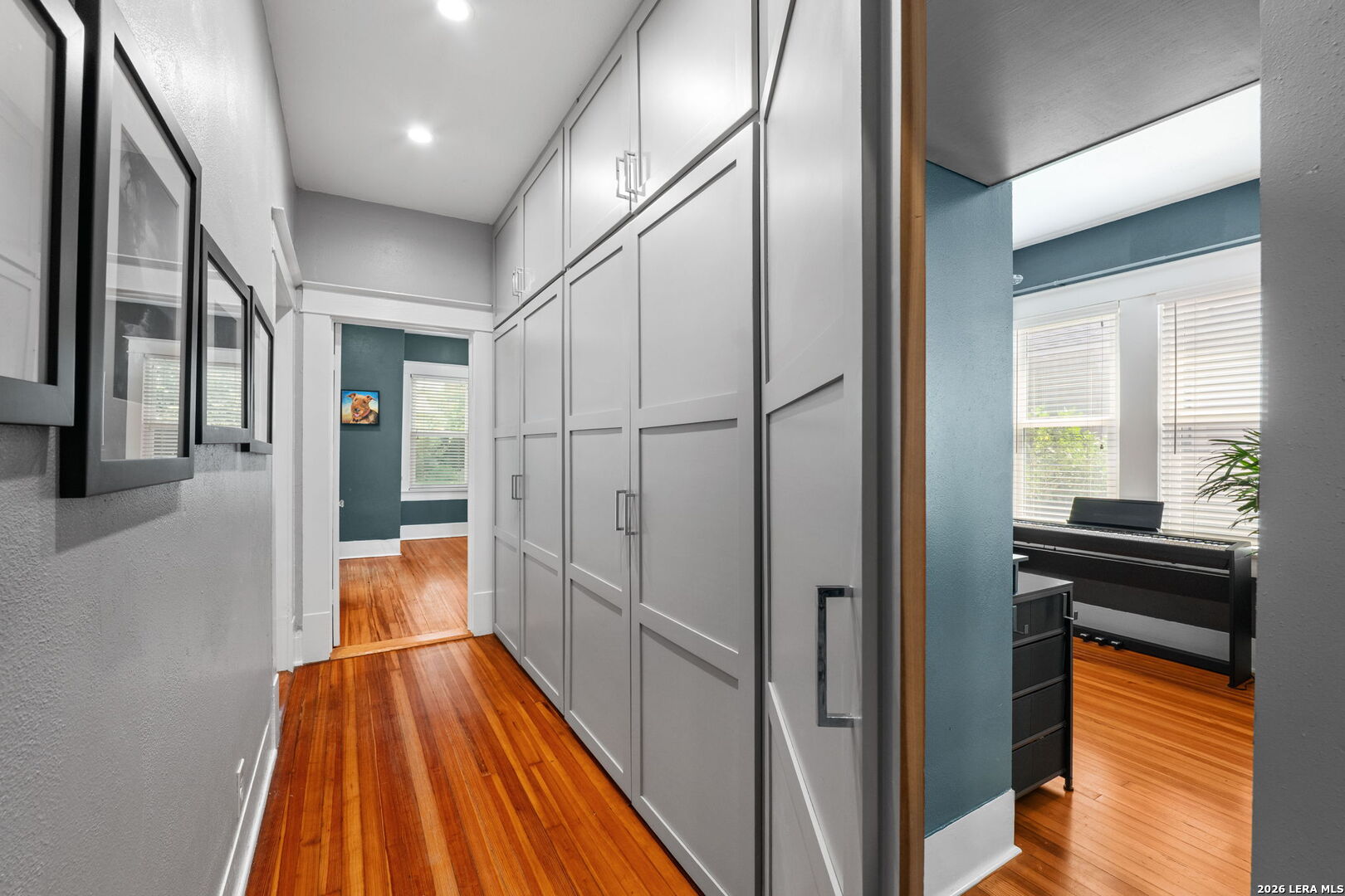 323 W Gramercy