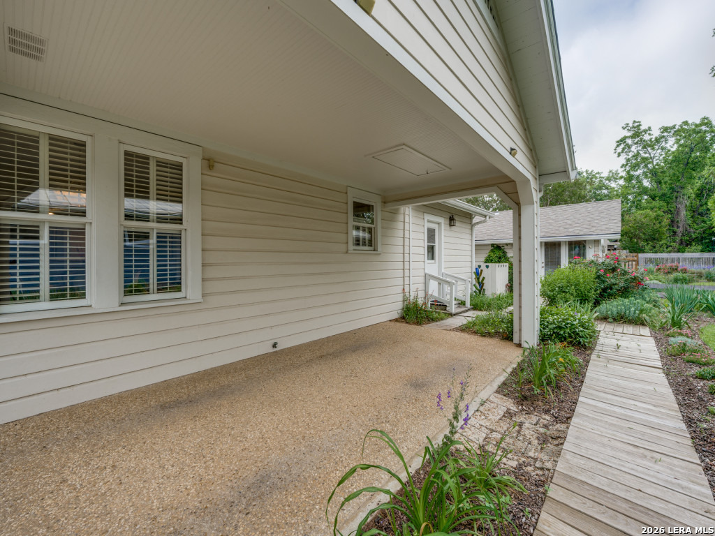 217 W Morse St.