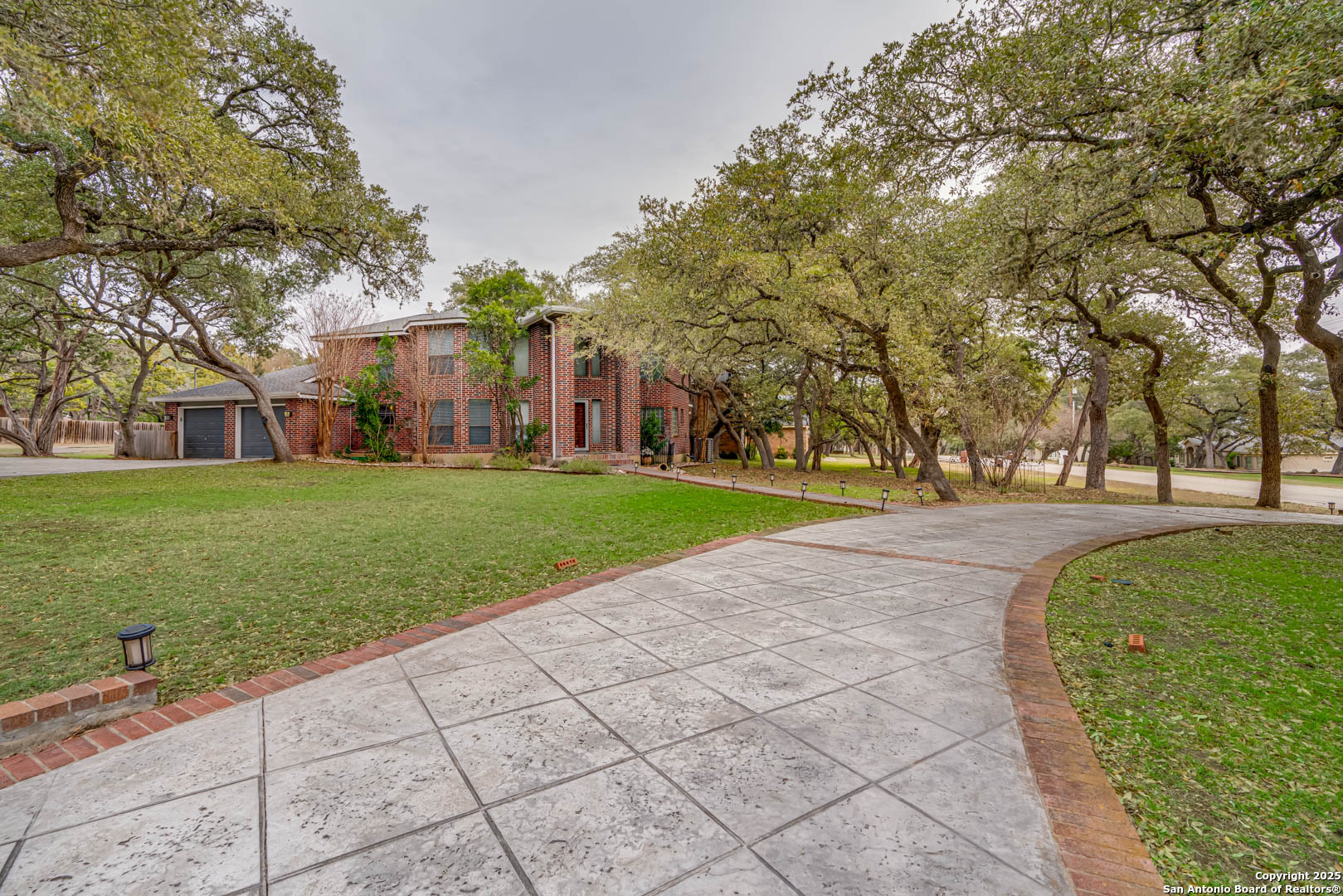 8743 PASEO OAKS
