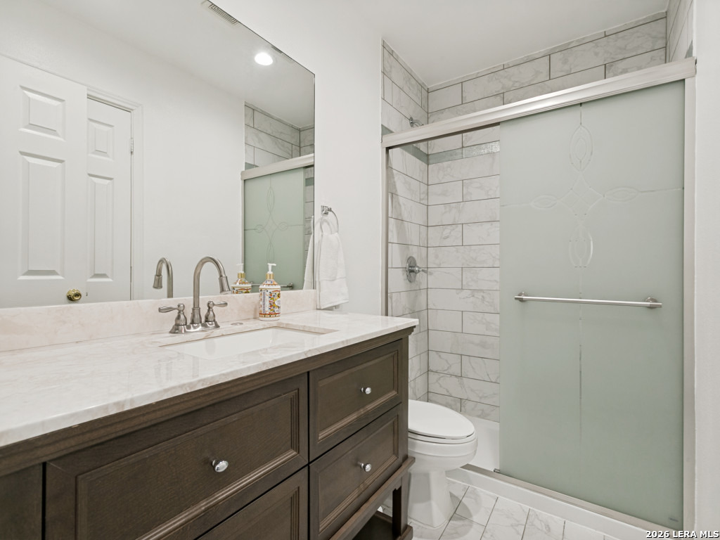 2402 Encino Cedros