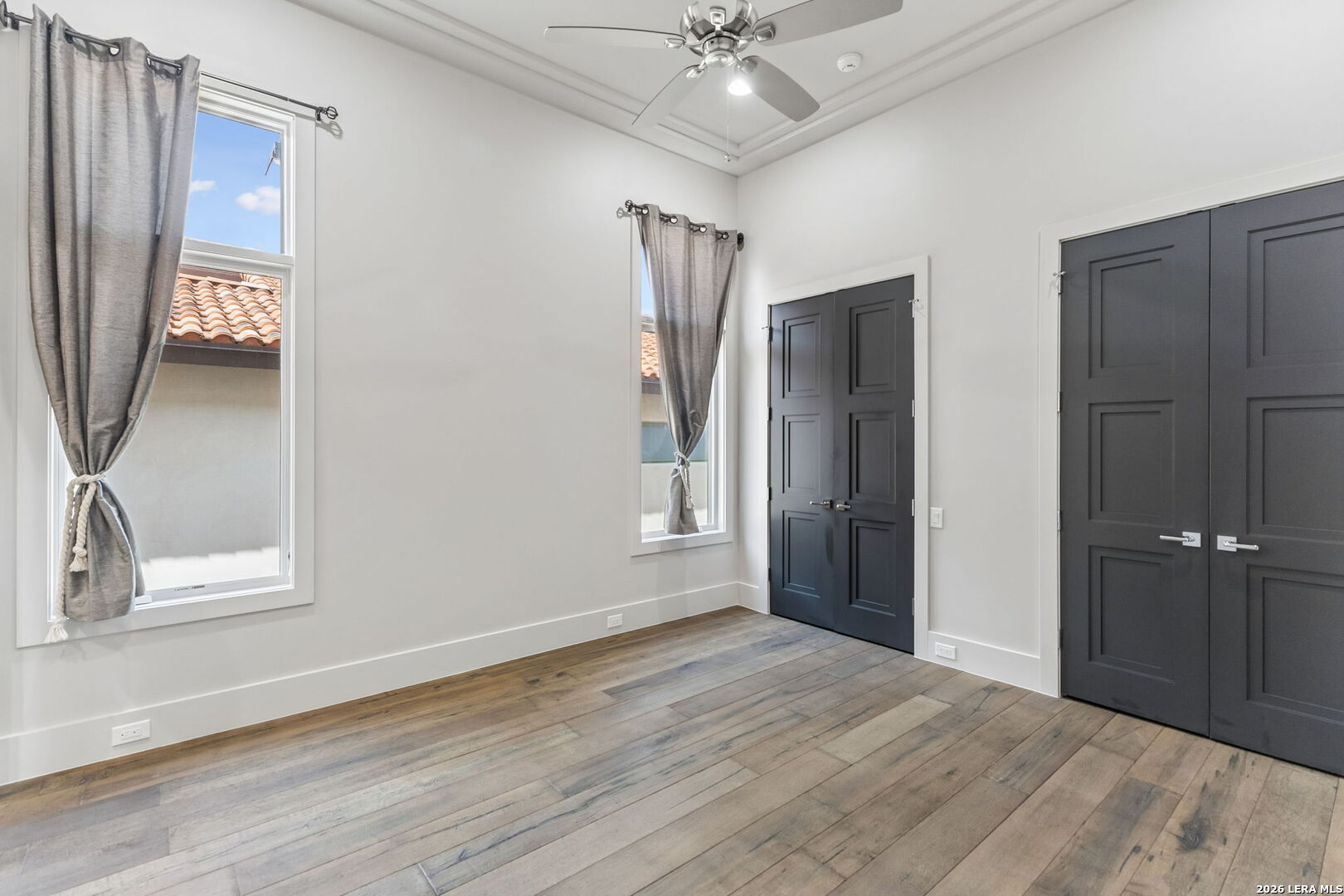 7102 Bluff Edge