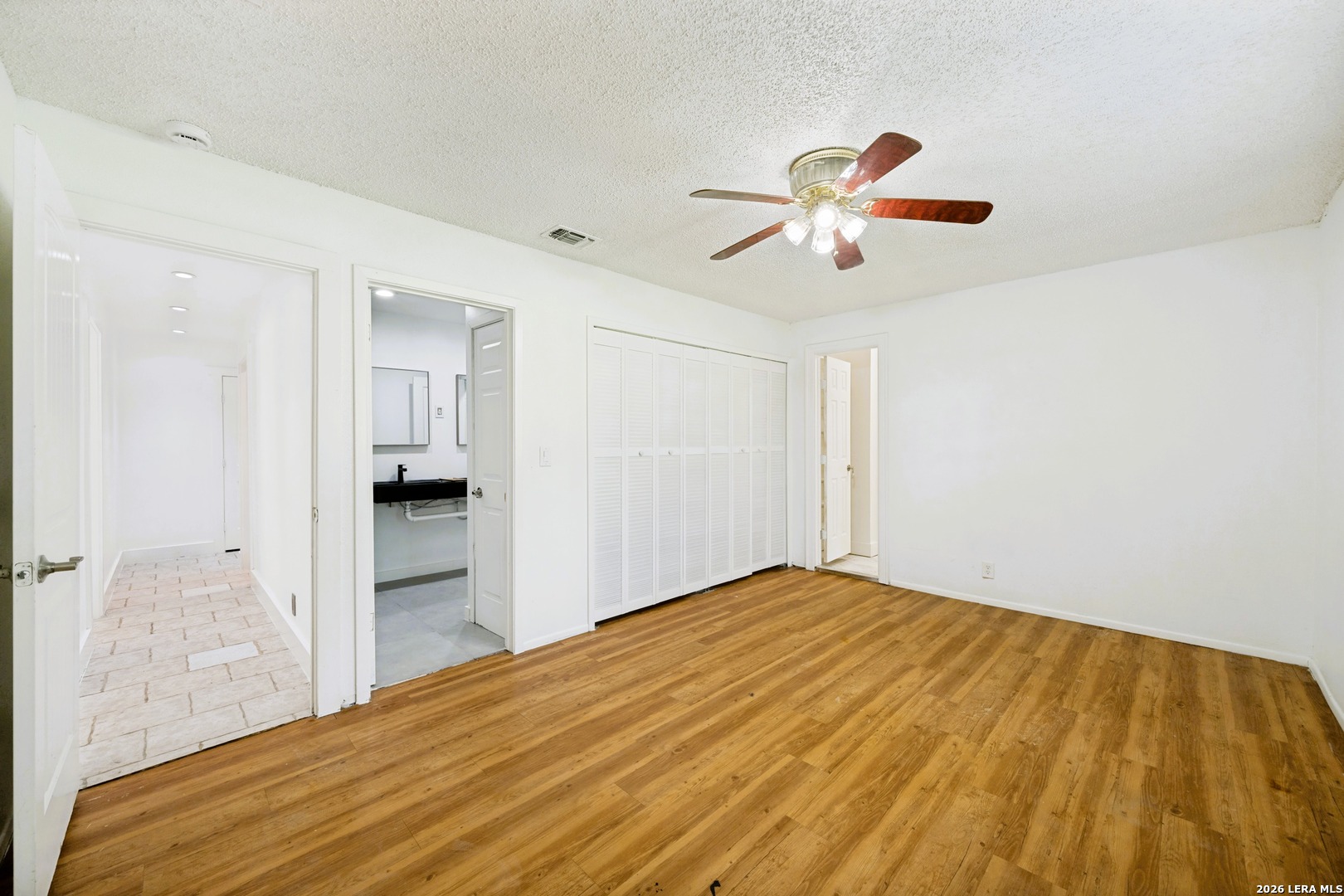 8351 TUXFORD
