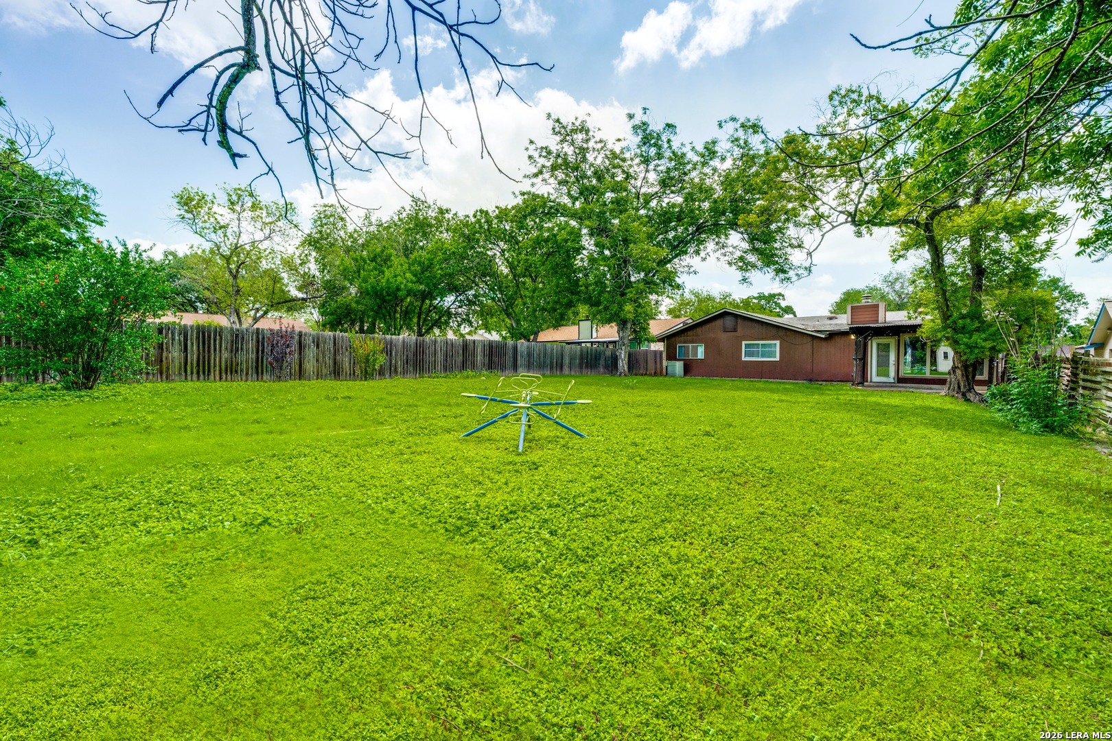 8351 TUXFORD