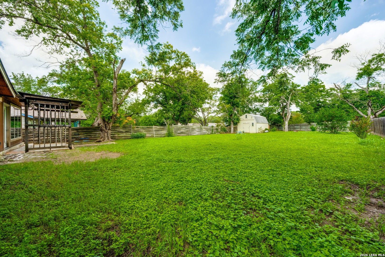 8351 TUXFORD