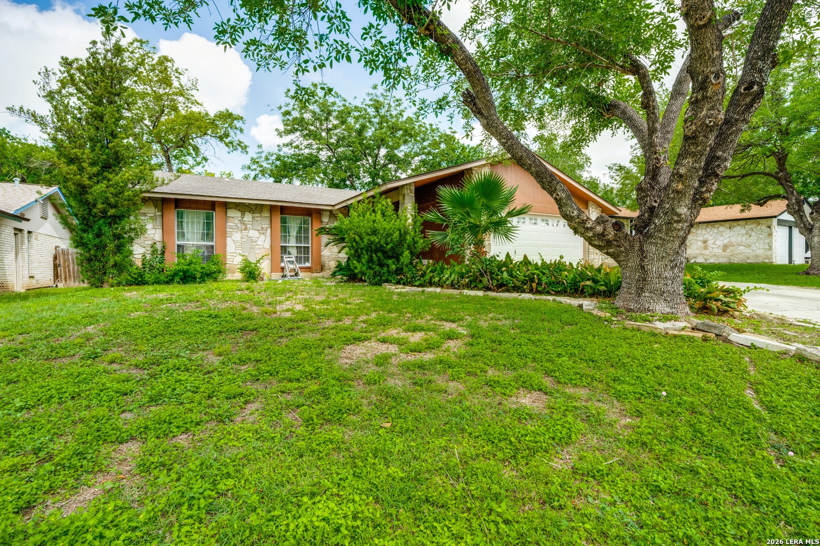 8351 TUXFORD
