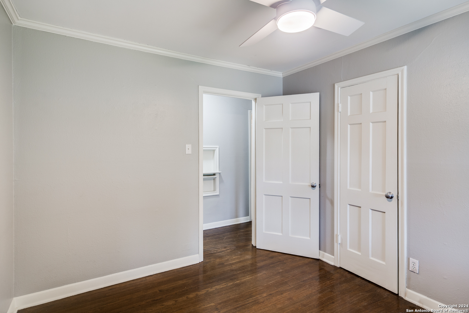 209 HARMON DR