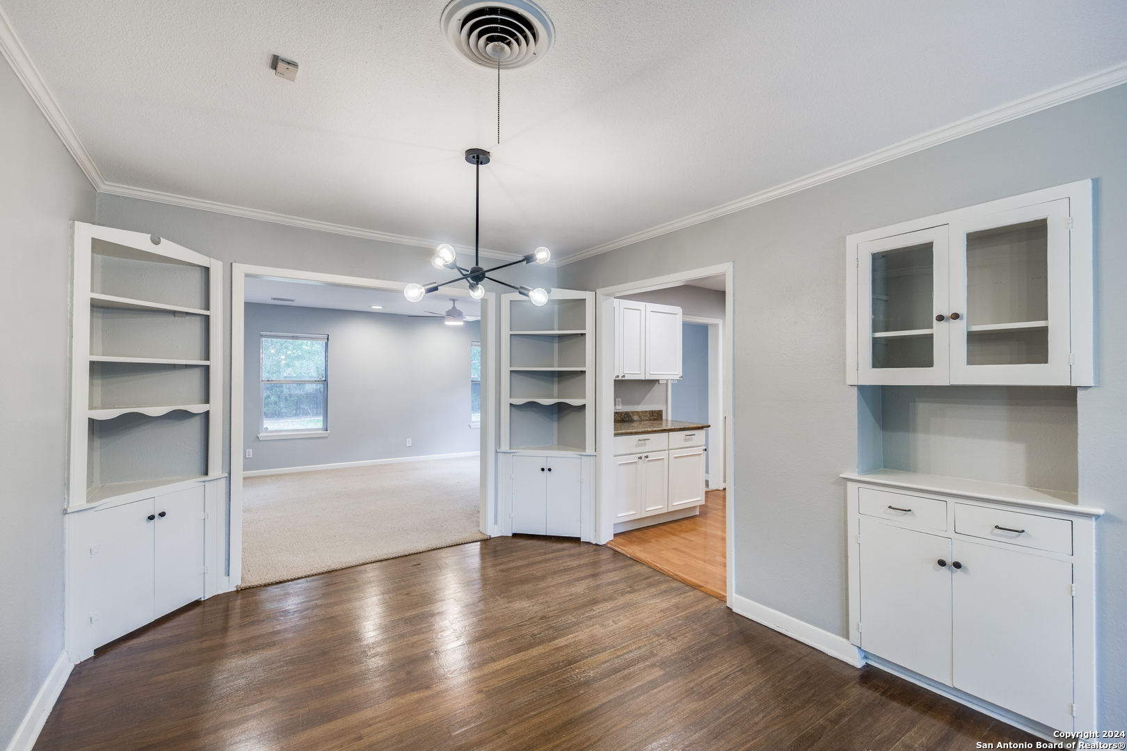 209 HARMON DR