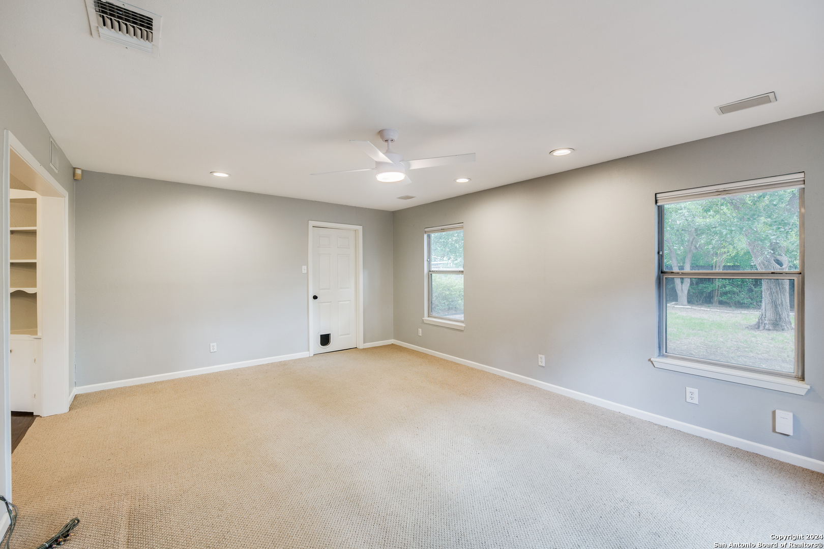 209 HARMON DR