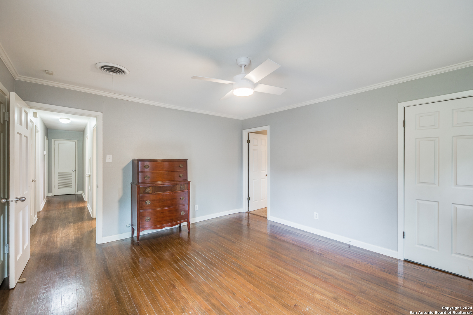 209 HARMON DR