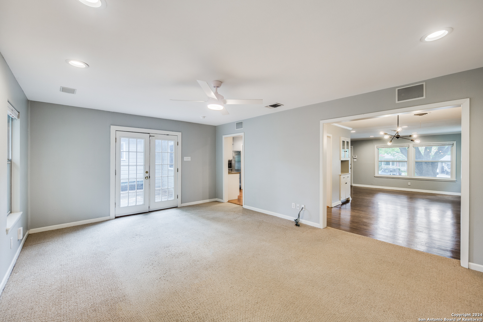 209 HARMON DR