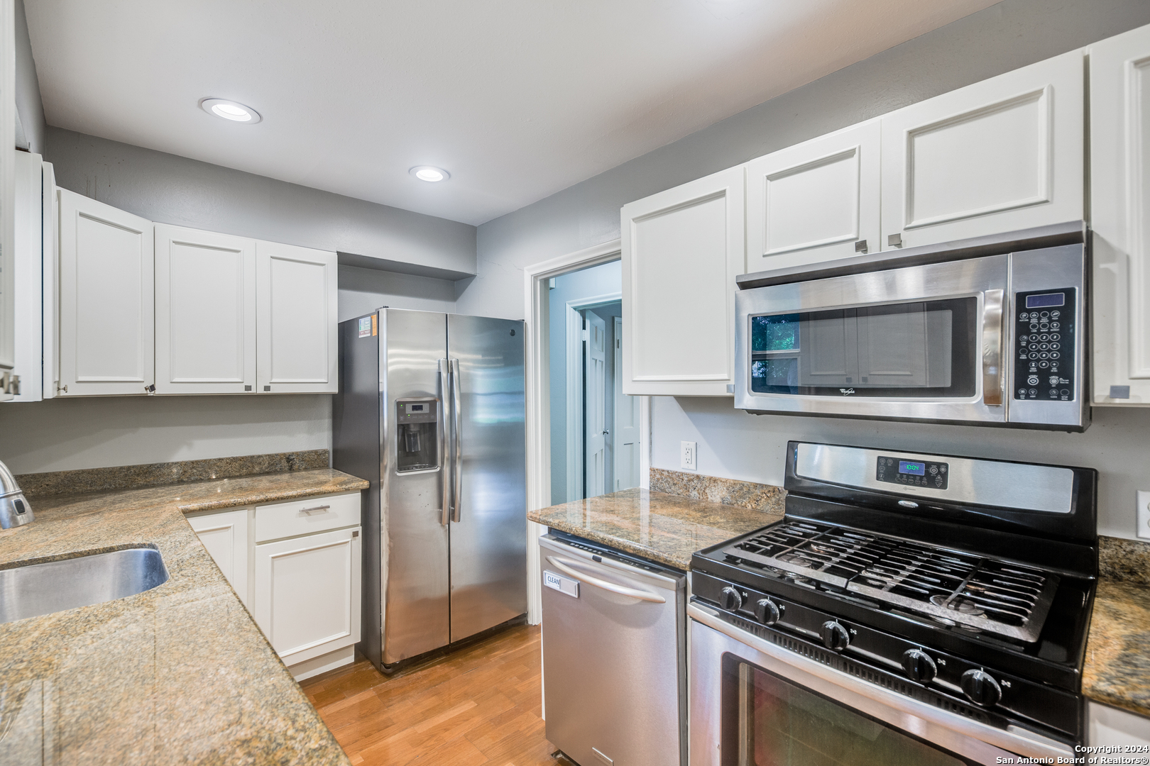 209 HARMON DR