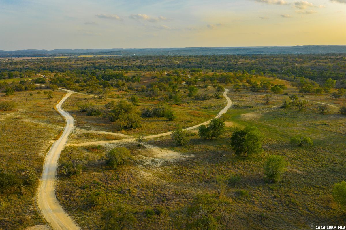 718 Ranch to Market 473
