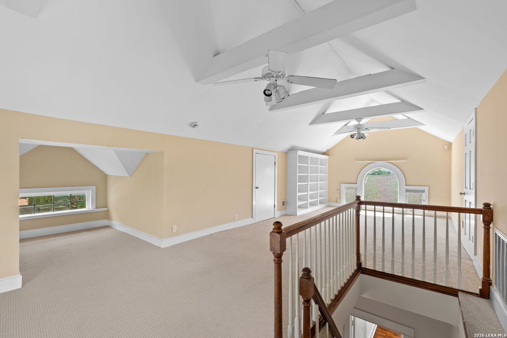 124 E Summit