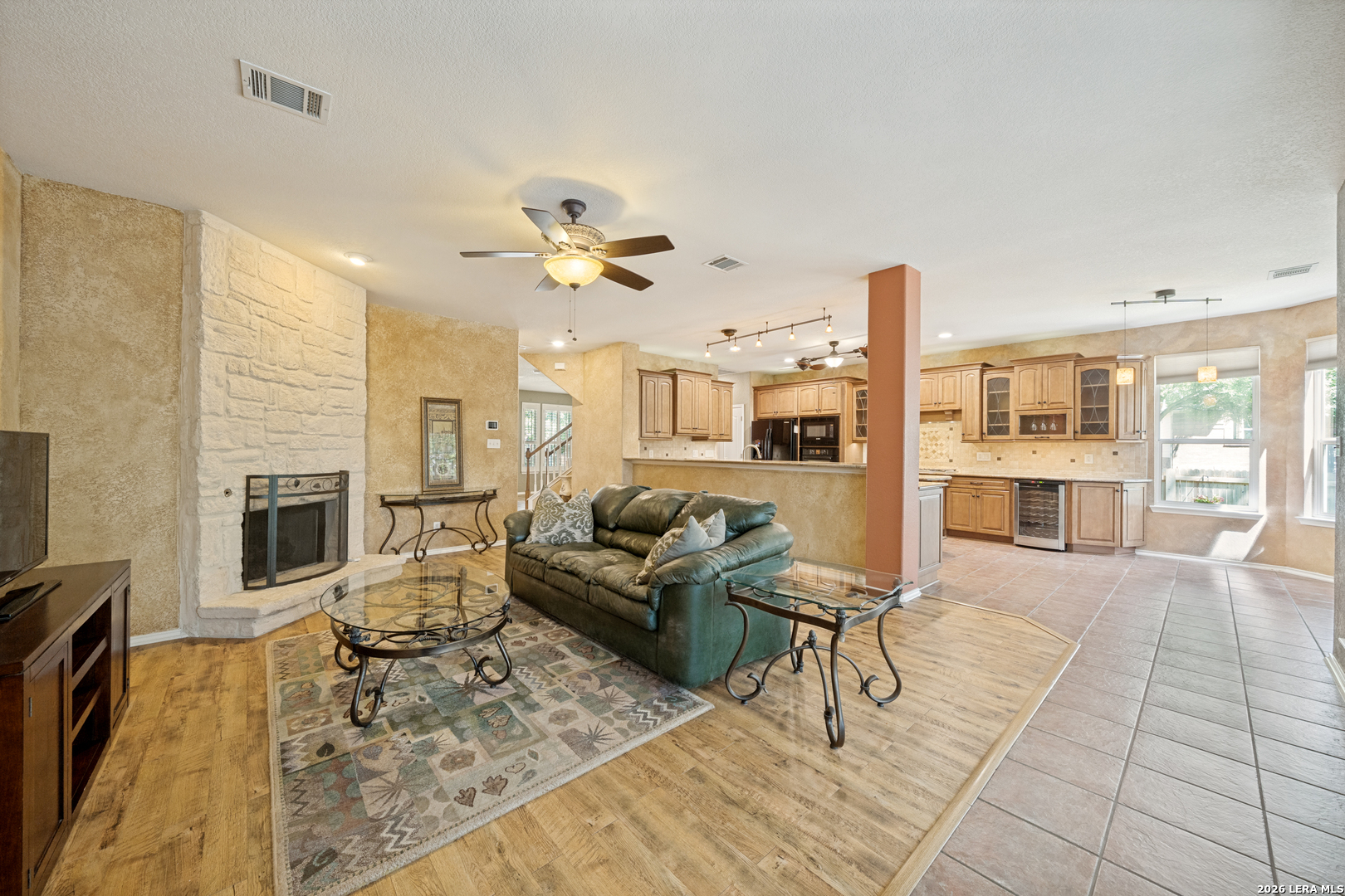 4501 RIDGE PEAK DR