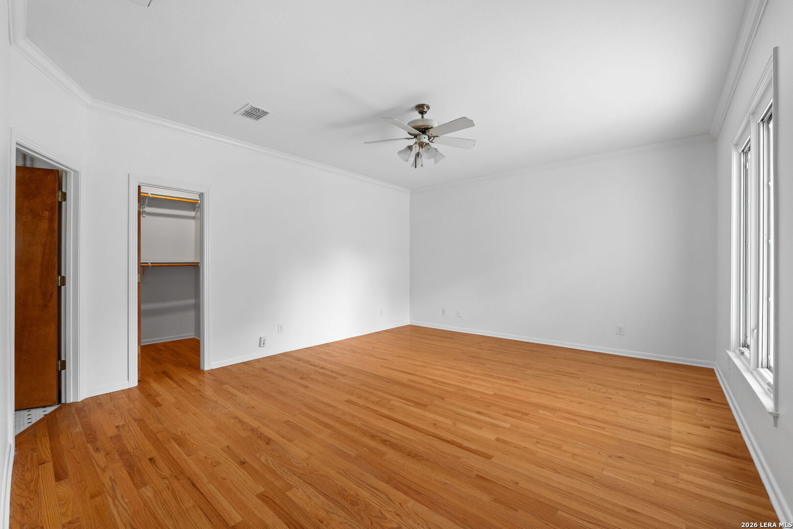 253 E Edgewood Pl