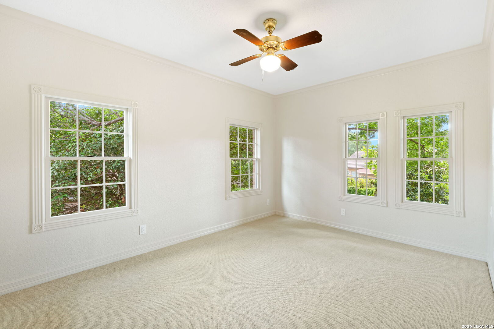 15 Granburg Cir