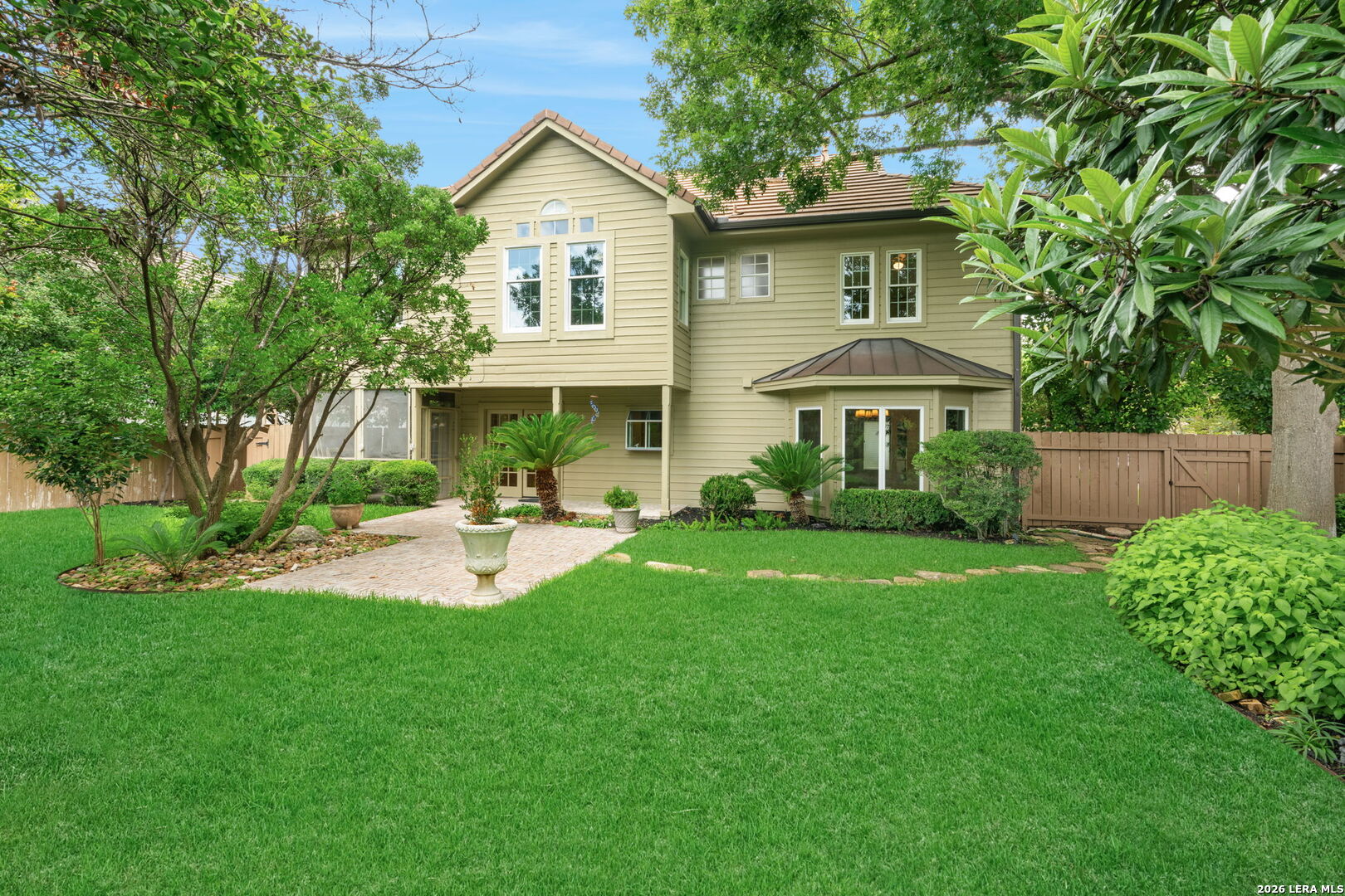 15 Granburg Cir