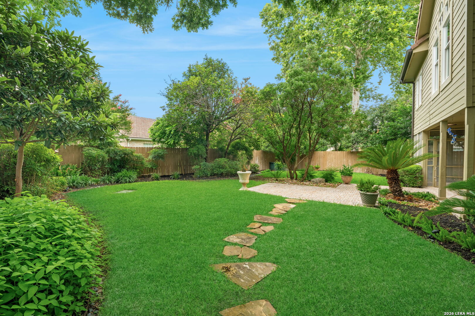 15 Granburg Cir