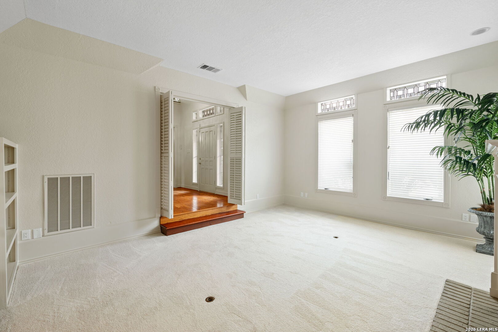 15 Granburg Cir