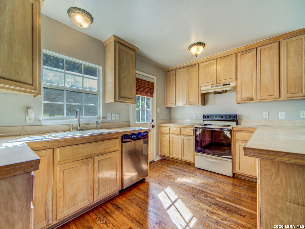 139 W HOSACK ST