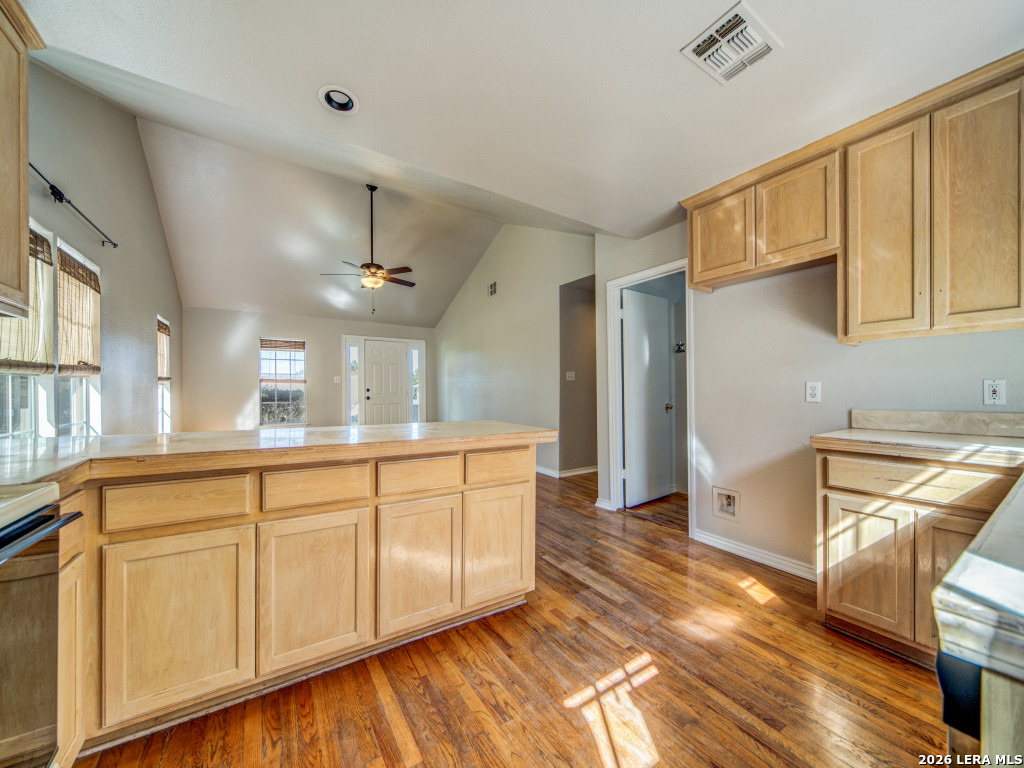 139 W HOSACK ST