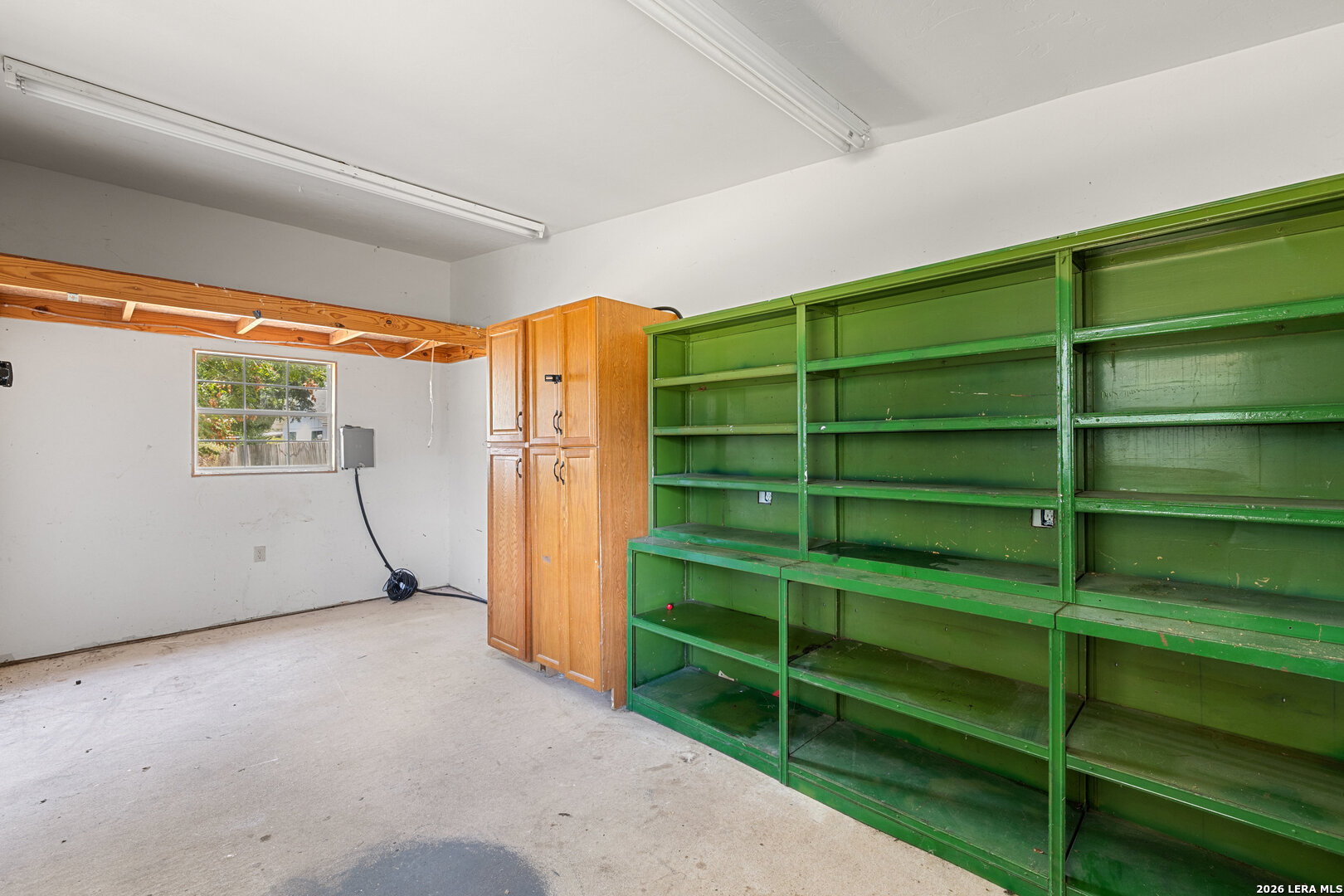 106 W Mulberry