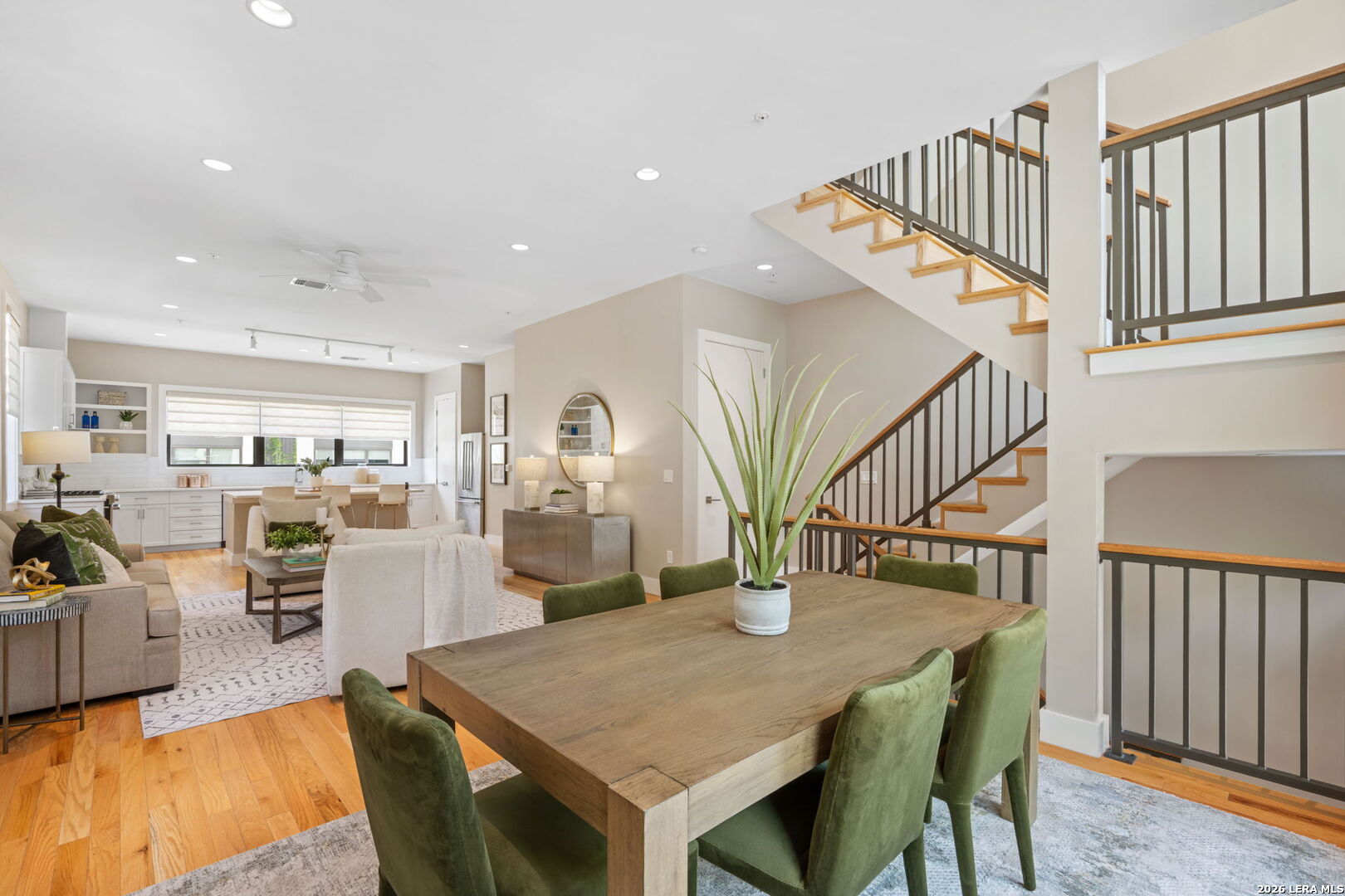 318 W GRAYSON ST 101