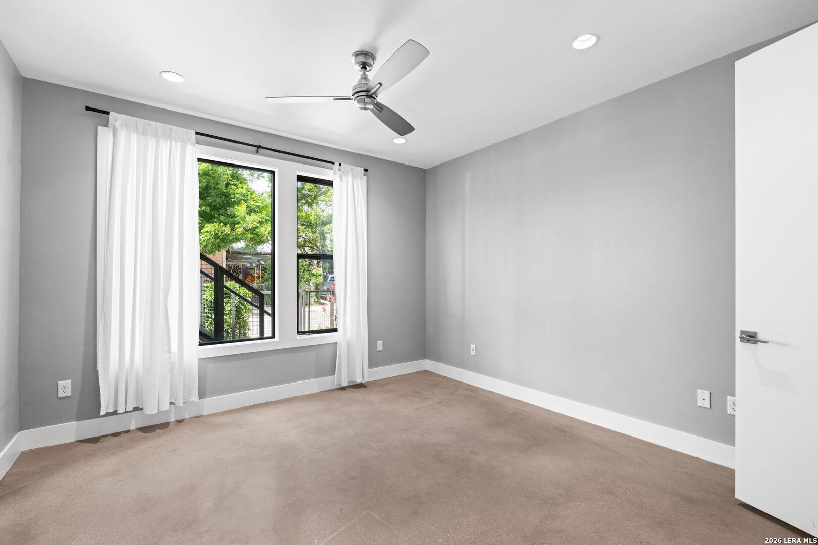 318 W GRAYSON ST 101
