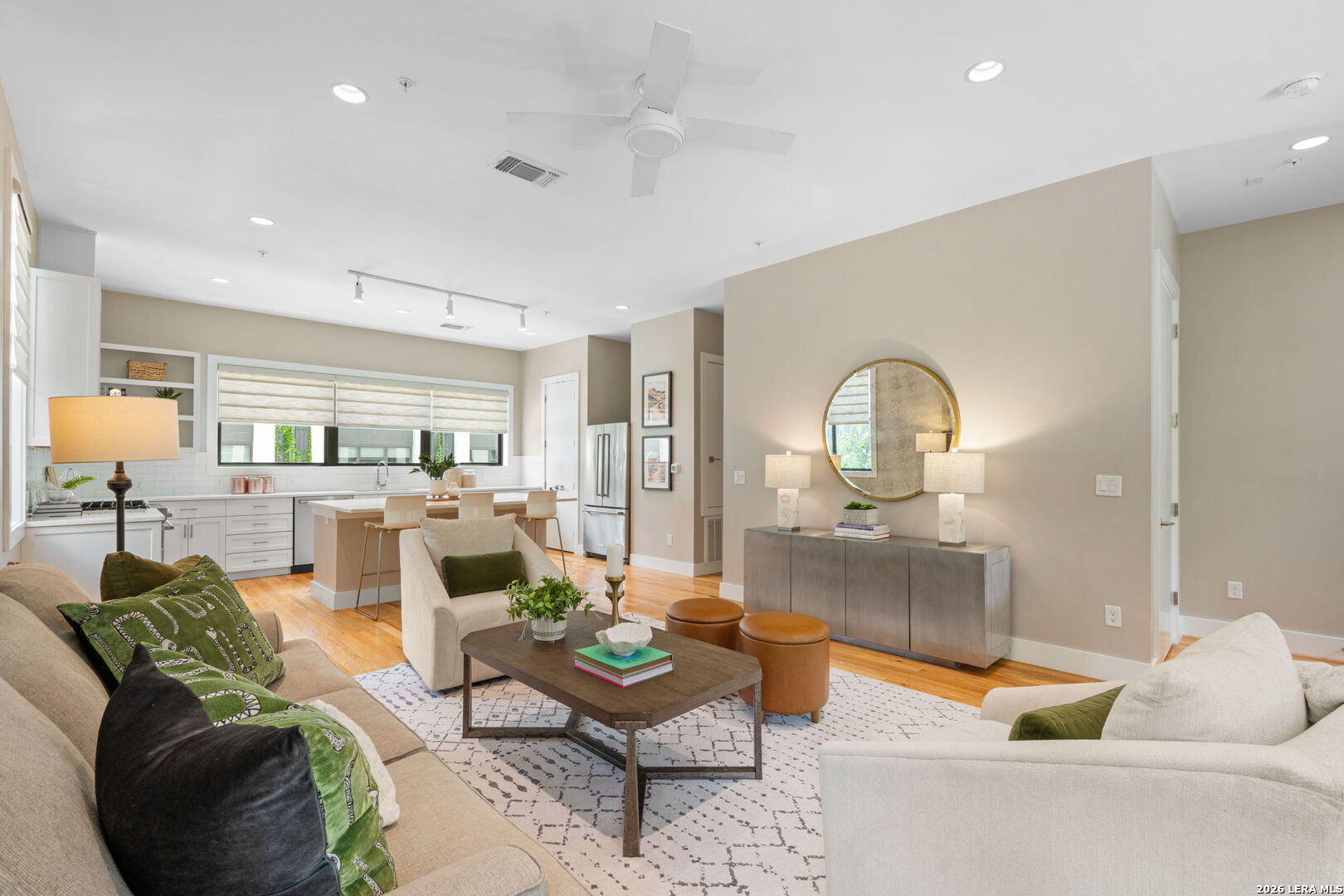 318 W GRAYSON ST 101