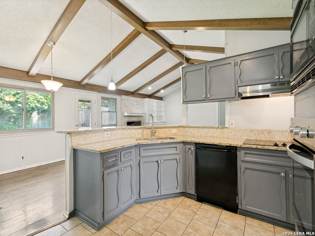 15815 HEIMER RD