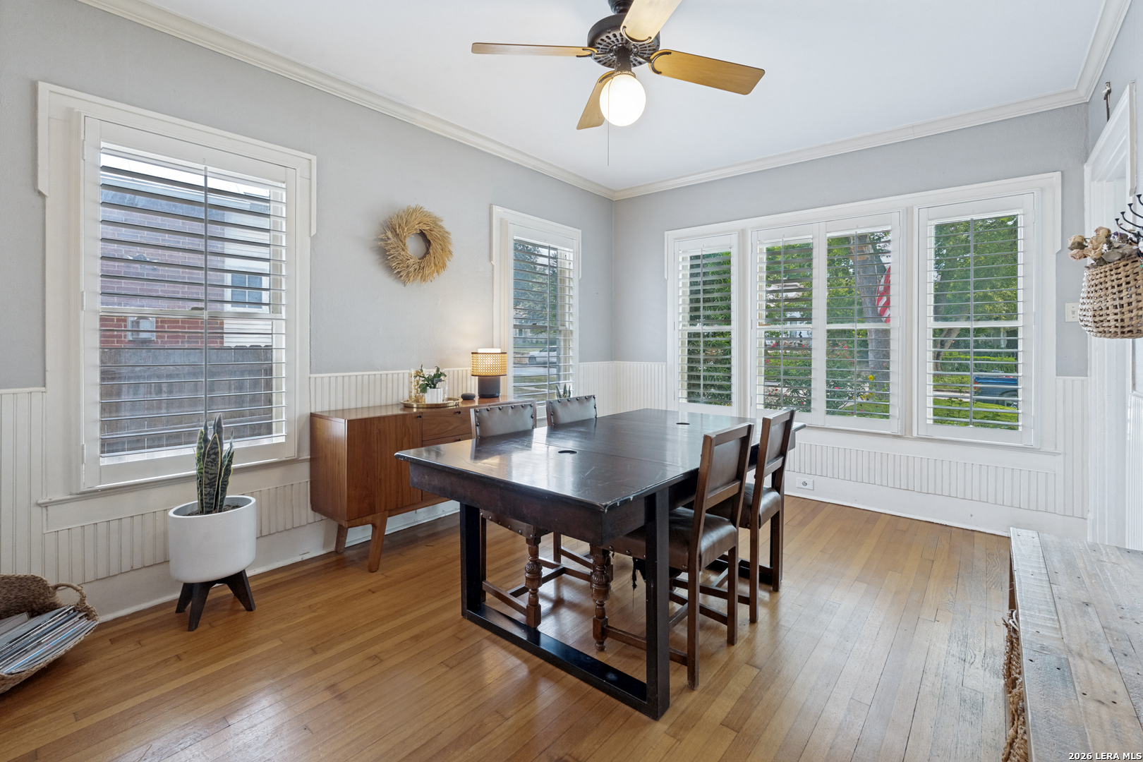 378 BLUE BONNET BLVD