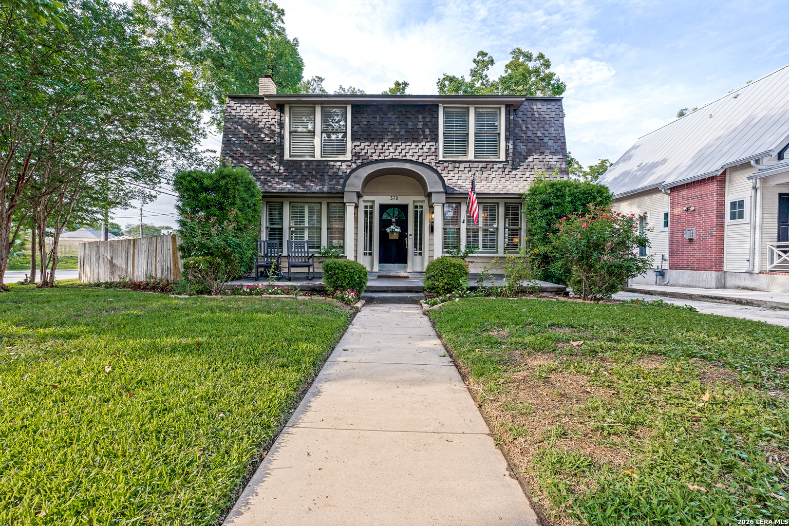 378 BLUE BONNET BLVD