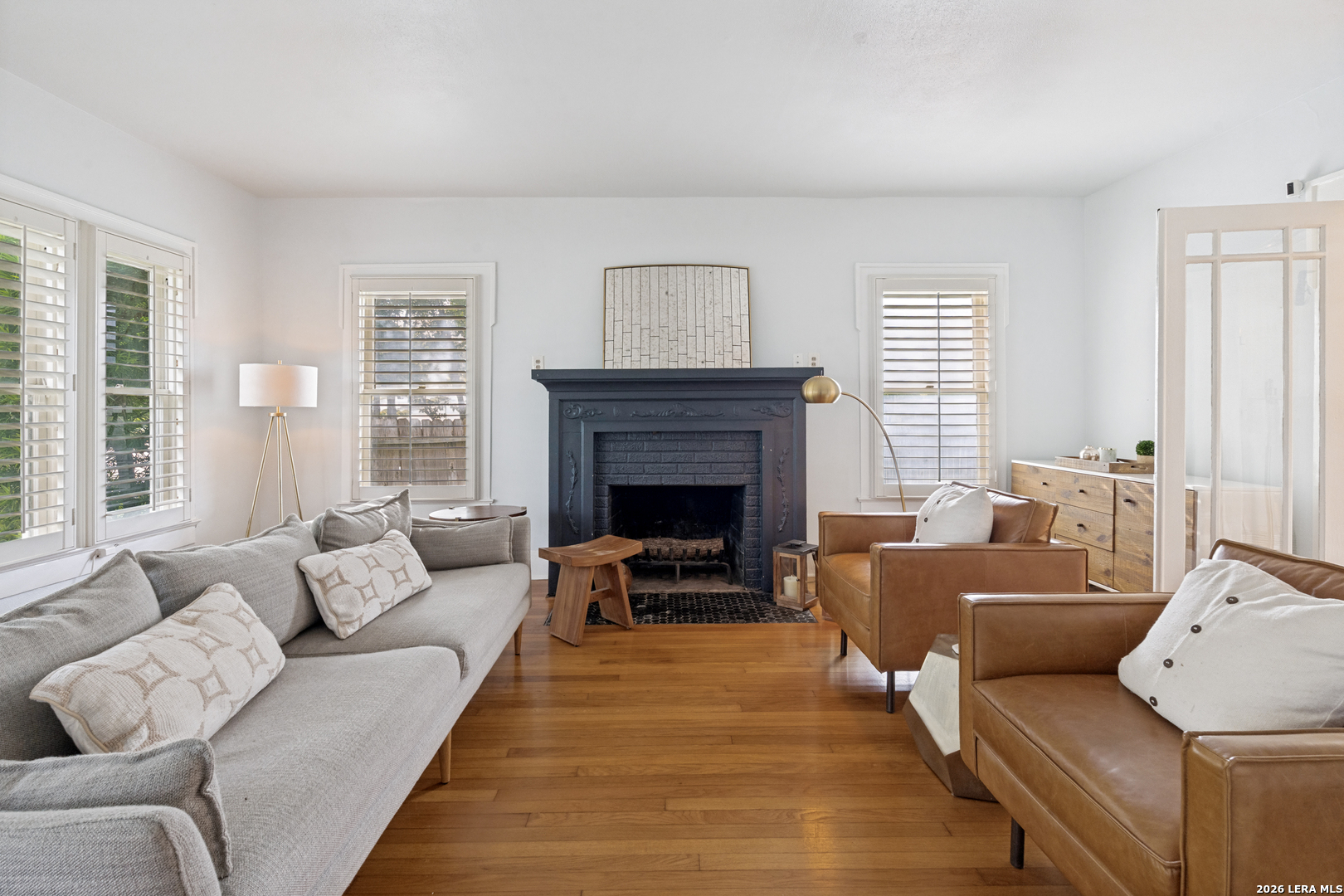378 BLUE BONNET BLVD