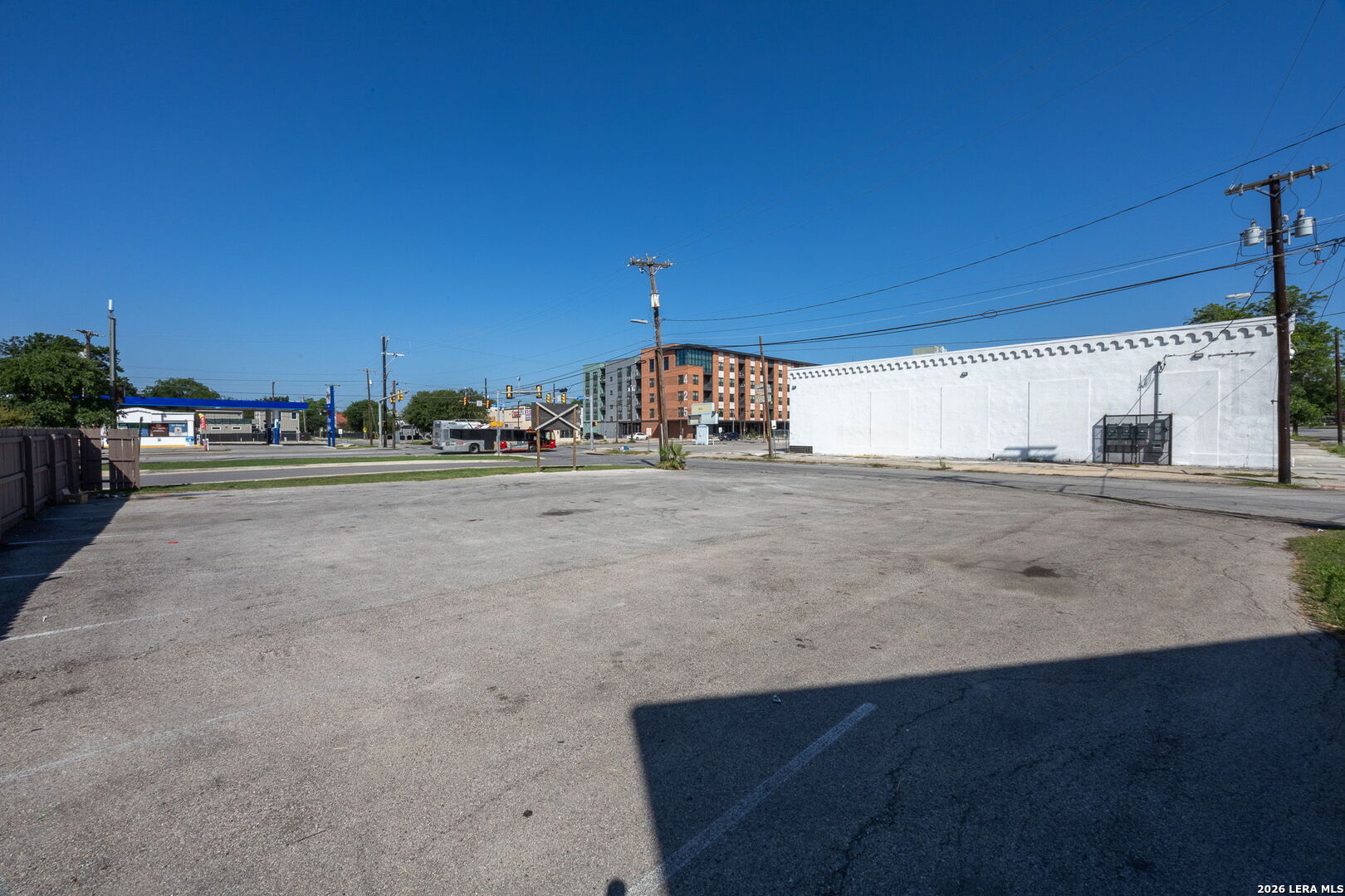 302 W Euclid