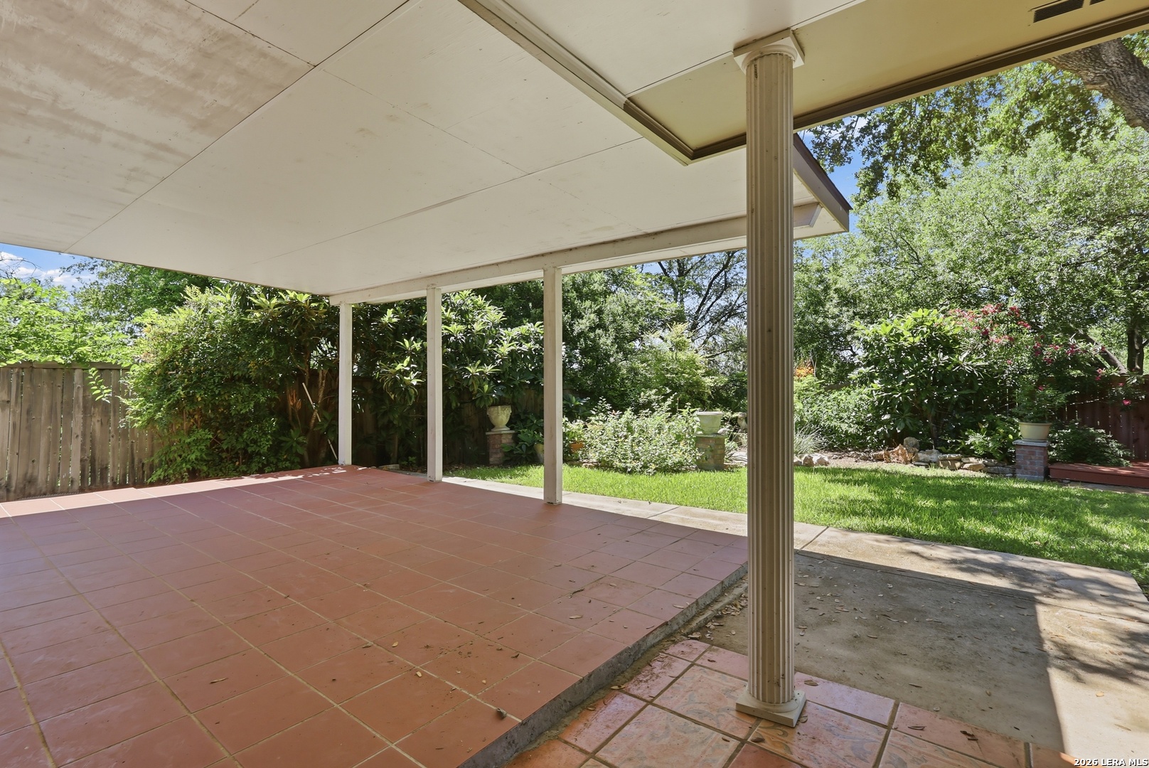 6114 UPWOOD DR