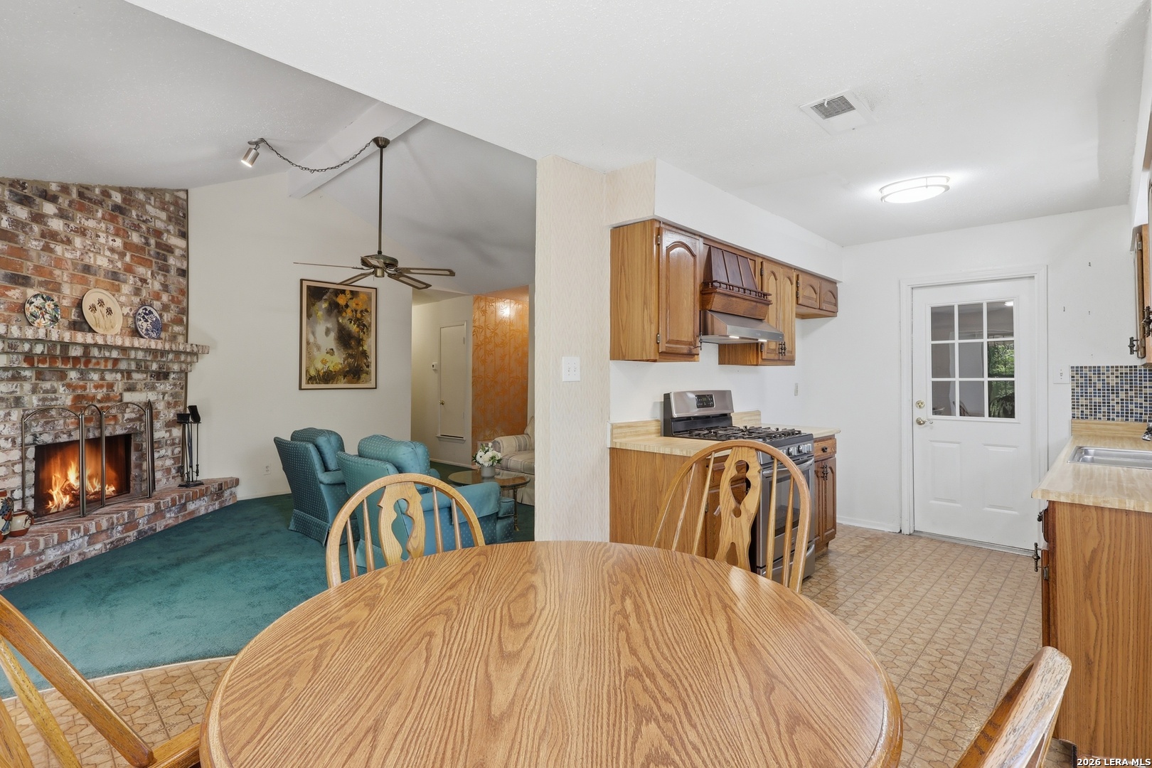 6114 UPWOOD DR