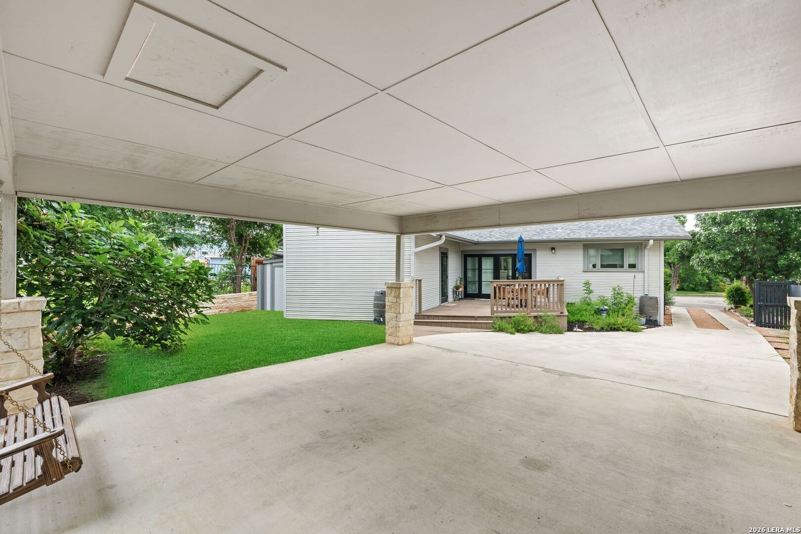 431 Queens Crescent St
