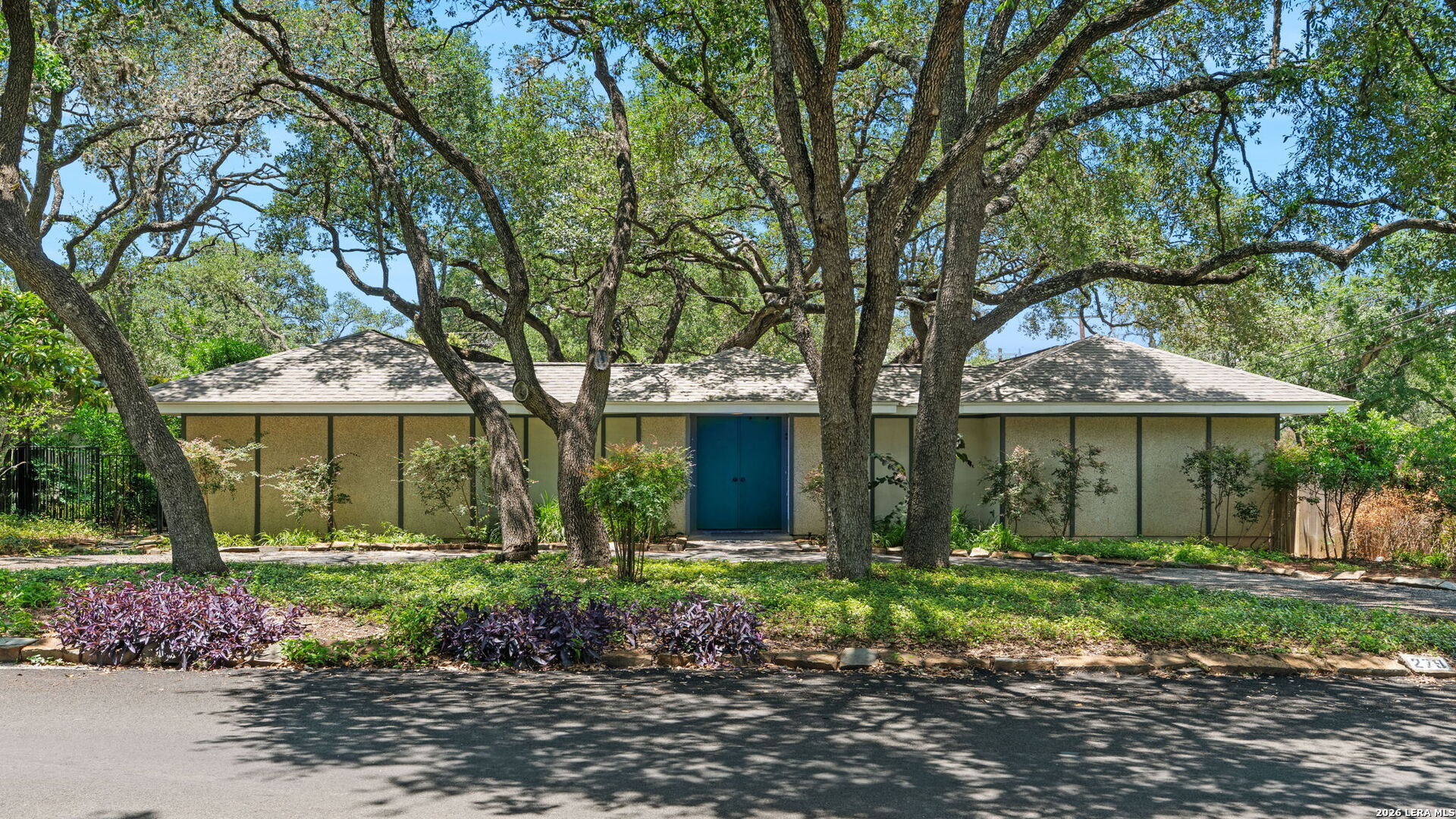 279 ROCKHILL DR