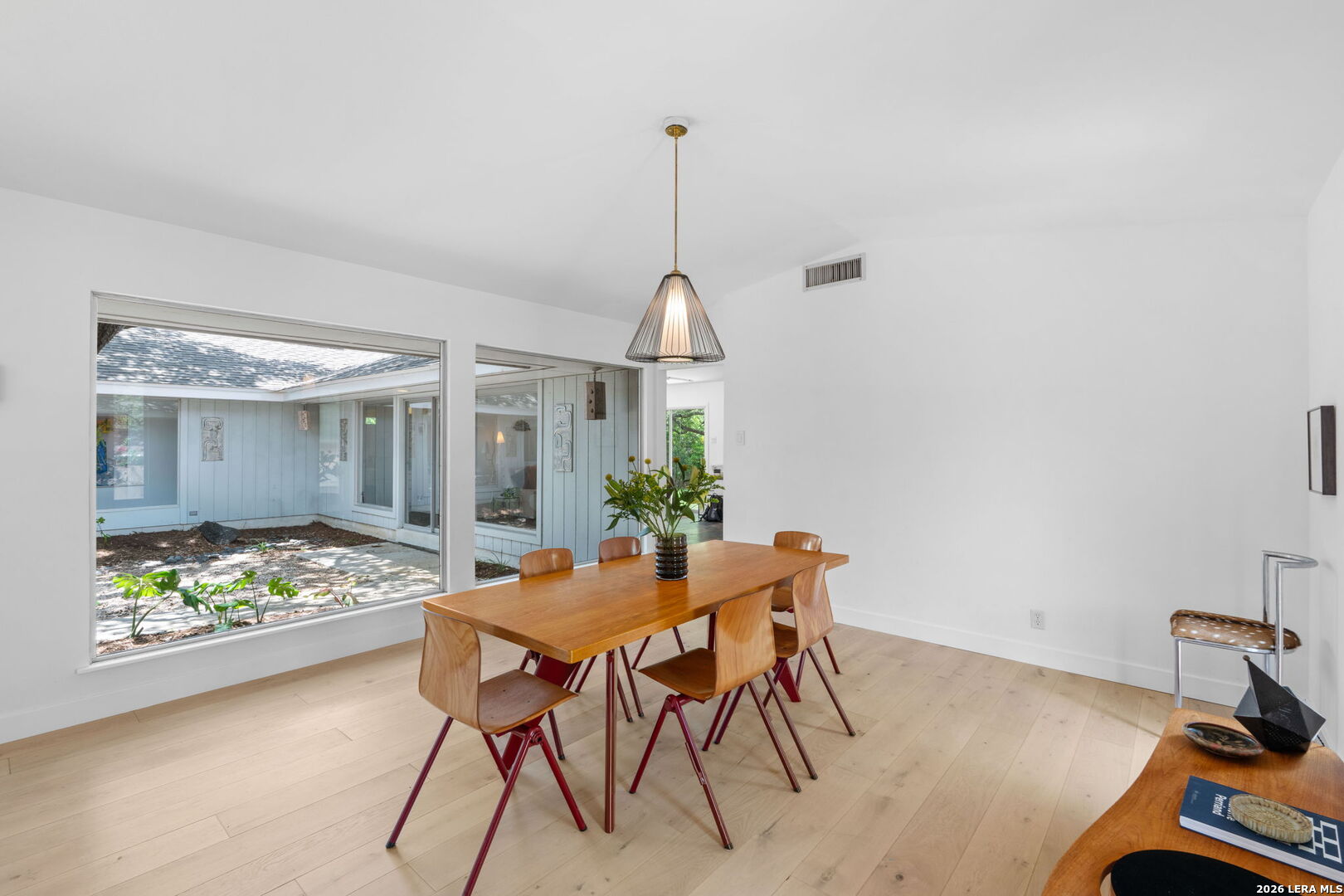 279 ROCKHILL DR