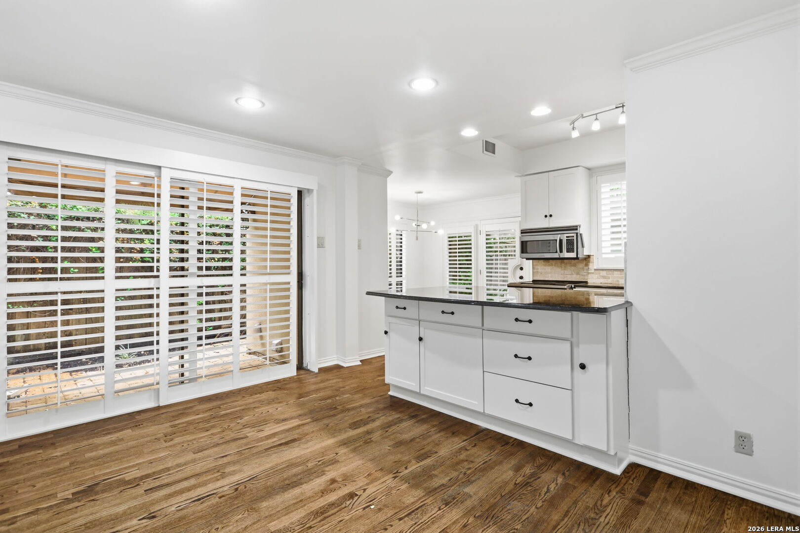 117 MONTCLAIR ST
