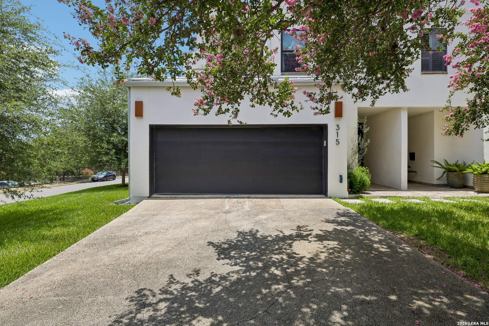 315 Cleveland Ct Unit: D