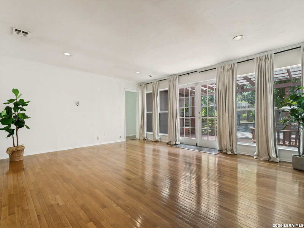 338 Garraty Rd