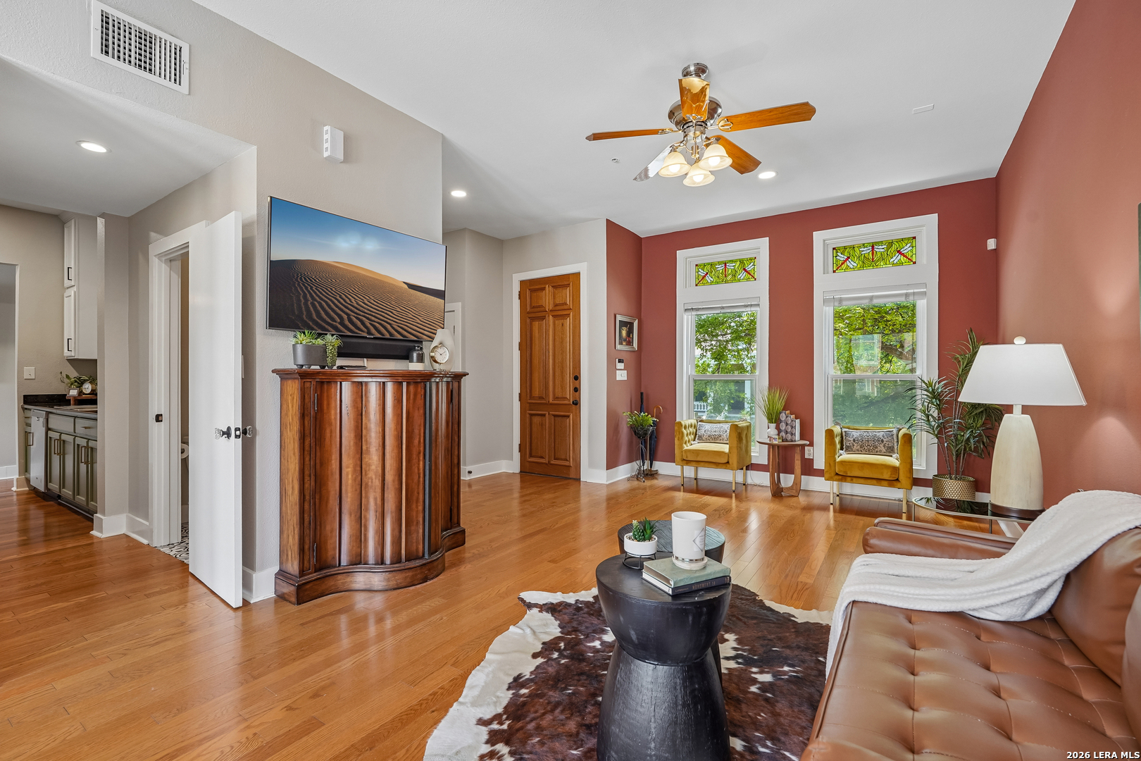 400 E GUENTHER ST Unit: 2202