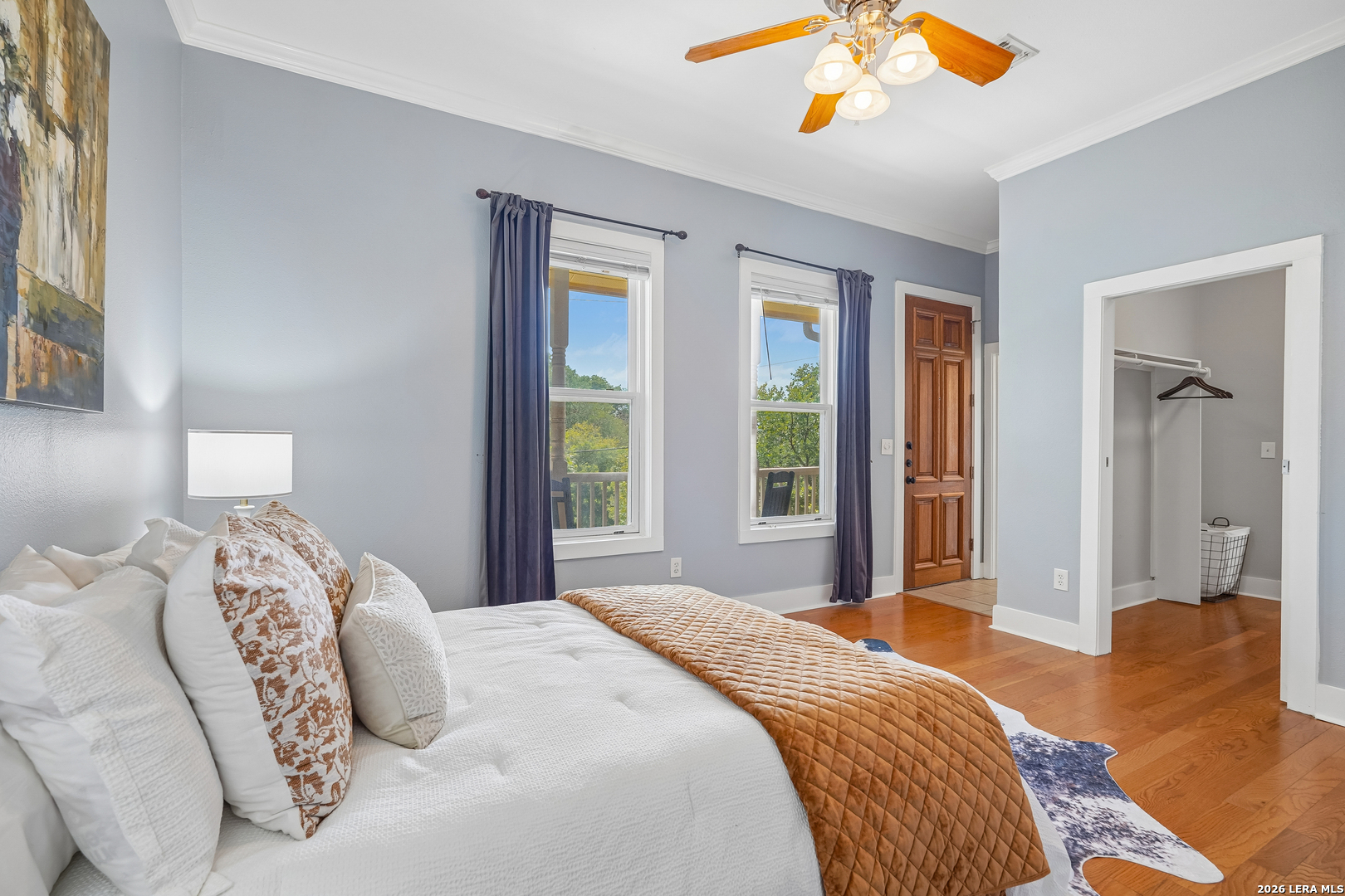 400 E GUENTHER ST Unit: 2202