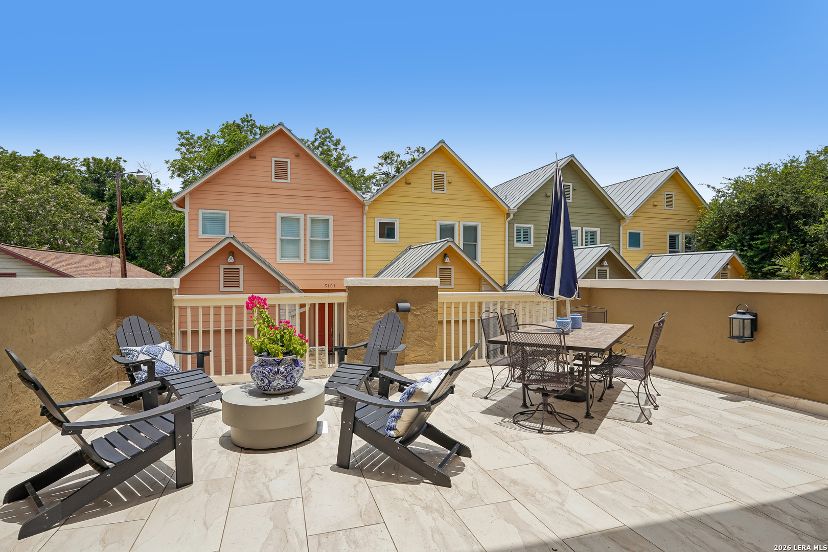 400 E GUENTHER ST Unit: 2202