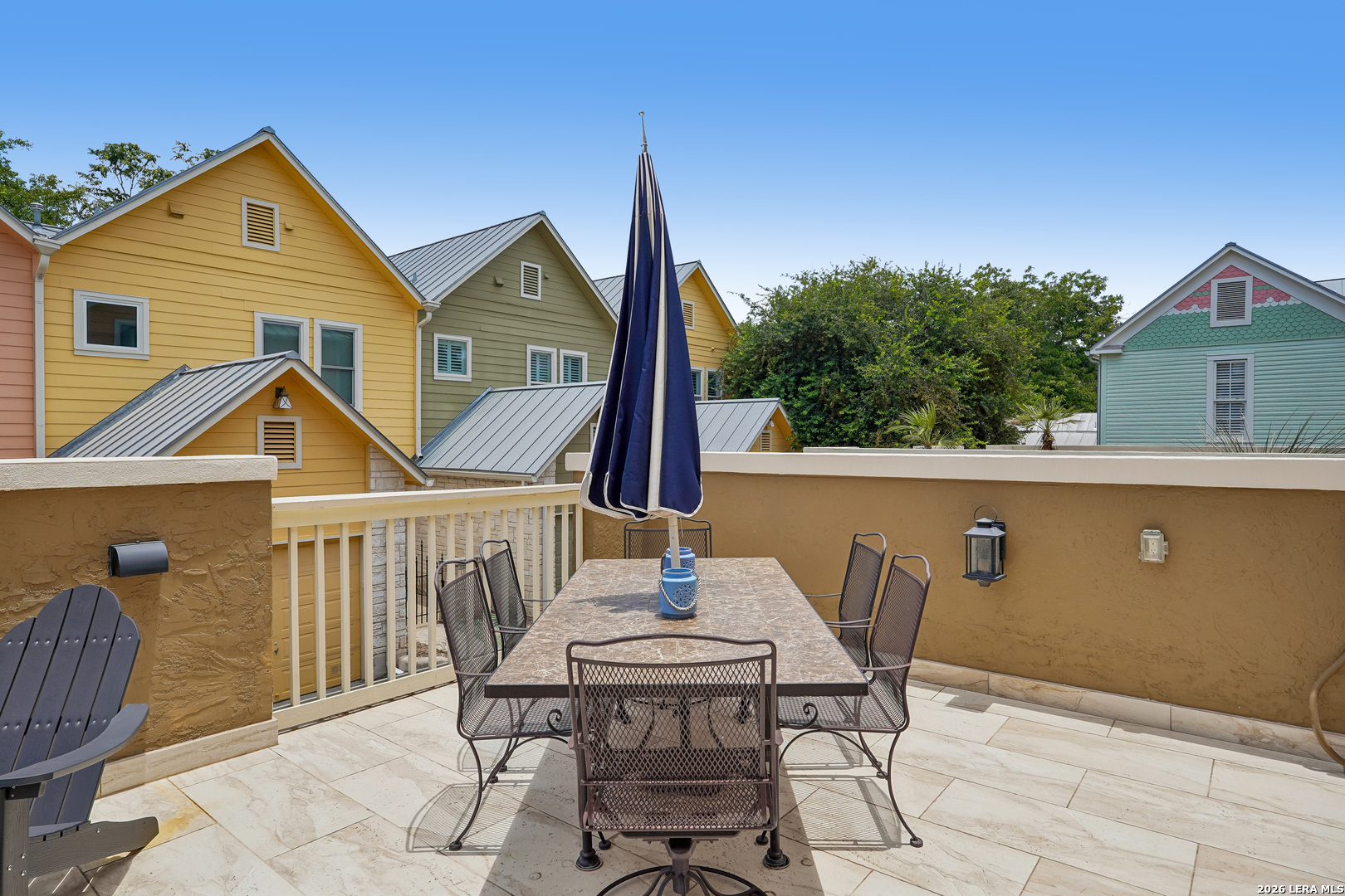 400 E GUENTHER ST Unit: 2202