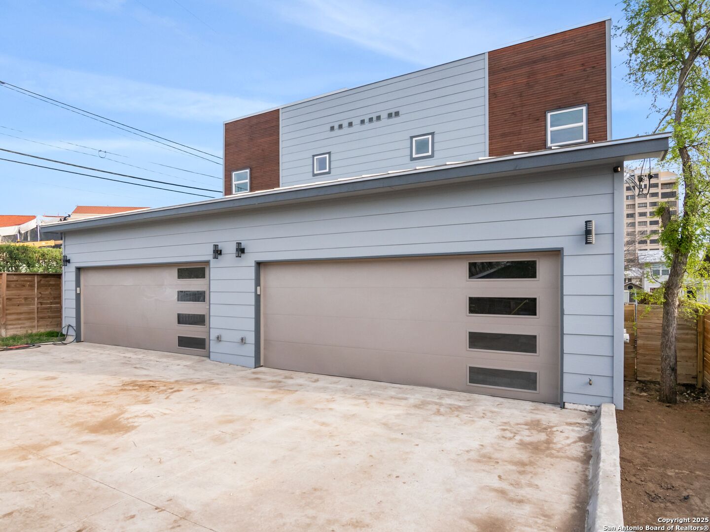 159 DAVIS CT Unit: 102