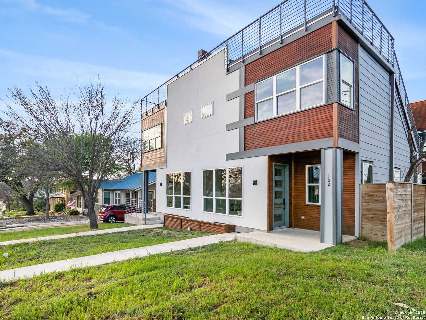 159 DAVIS CT Unit: 102
