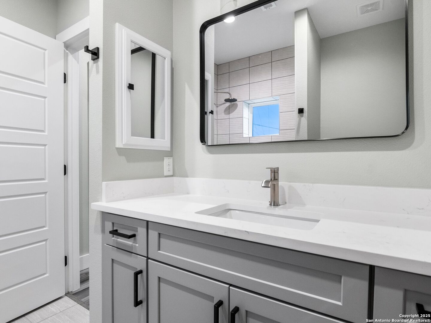 159 DAVIS CT Unit: 102
