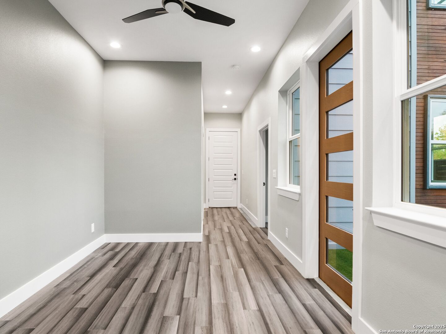 159 DAVIS CT Unit: 102